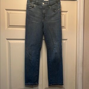 Good American Straight Leg Jeans in Medium Blue